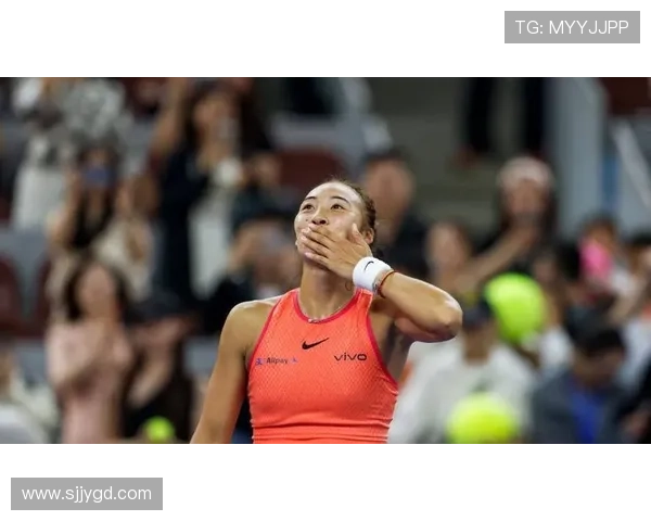 郑钦文休养后首战告负 美球迷批其退役